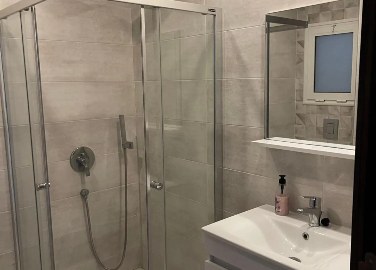 Apartment Appart Cosy Au Coeur De La Soukra Sukrah